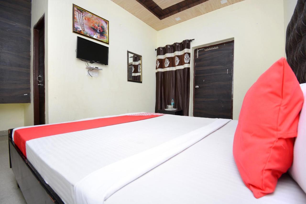 Oyo 29409 Hotel Best Sleep Inn Jalandhar Eksteriør bilde