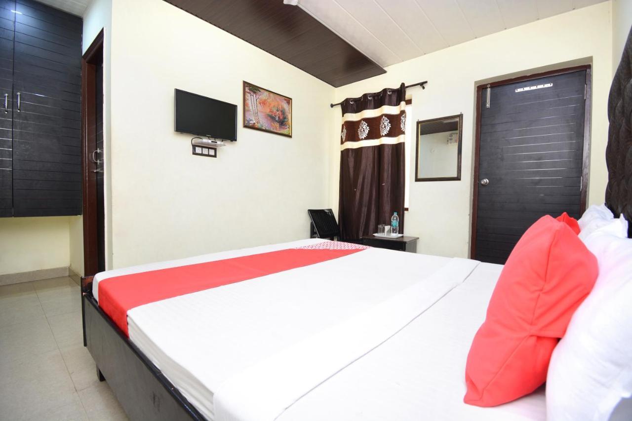 Oyo 29409 Hotel Best Sleep Inn Jalandhar Eksteriør bilde